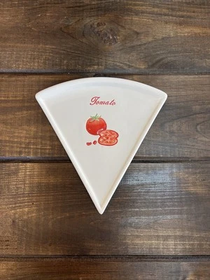 Plato de rebanada de pizza Pottery Barn Pizza Buono triángulo 'tomate' de repuesto Foto 1 de 4