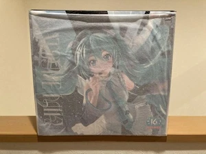 Hatsune Miku Happy 16th Birthday Ver. 1/7 M41 - Bild 1 von 3