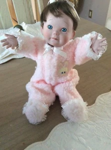 Ashton Drake Up Mommy Porzellanpuppe  - Bild 1 von 2