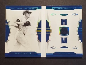 Roger Maris 2018 National Treasures Game Worn Patch Booklet Card True 1/1 - Picture 1 of 2