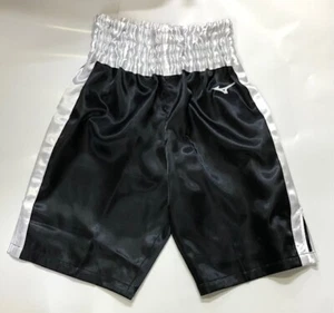 Pantalones de Boxeo MIZUNO Trunks Satinado Negro Blanco Bordado Largo Tipo Japón 22JS2B55 - Imagen 1 de 1