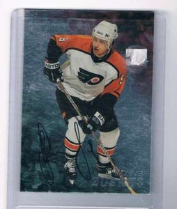 1998-99 Be A Player Autographs #102 Dainius Zubrus NM-MT Auto