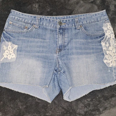 Pantalones cortos de mezclilla de jean y encaje para mujer estilo cortado bolsillos talla 34-36 " Foto 1 de 4