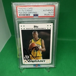2007-08 Topps - Rookie Set Kevin Durant #2 Autograph (RC) - Picture 1 of 2