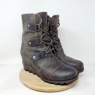 Sorel Joan of Arctic Boots Womens 9 Brown Leather Chunky Lug Hidden Wedge Shoes - Image 1 of 4