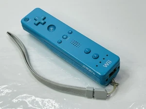 Nintendo OEM Wii w/ Strap  ~ Authentic ~ Blue ~ RVL-CS(J) - Picture 1 of 5