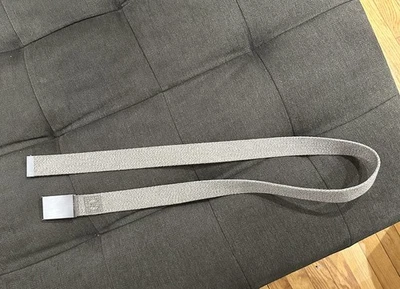 NUEVO Cinturón de lona utilitario rojo beige American Eagle Outfitters para hombre - talla mediana Foto 1 de 2