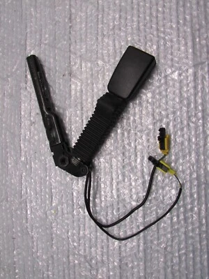 Mercedes-Benz R350 2006-2011 hebilla cinturón seguridad pasajero delantero derecho OEM Foto 1 de 4