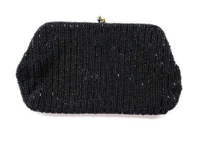Bolso sin asas de noche vintage de los años 50 hecho a mano con cuentas negro hecho en Japón  Foto 1 de 4