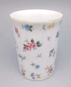 TAKAHASHI San Francisco Taza Pequeña Baño Enjuague Taza Victoria Flores - Imagen 1 de 5
