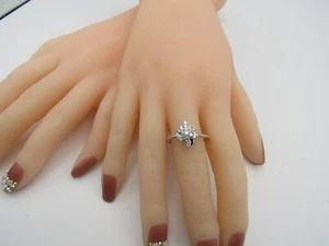 Beautiful 1.5ct +/- Moissanite Cluster ring Sterling Silver Ring 925 SZ 9 RG4 - Picture 1 of 3