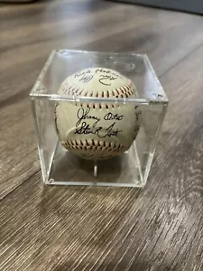 Vintage Chicago Cubs 1985 Signed Baseball - Stamped - Picture 1 of 3