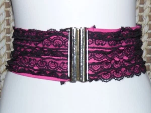 Black Lace/Pink Elastic Cinch Belt Silvertone Bar Buckle-3" x 27"-32" - Picture 1 of 5