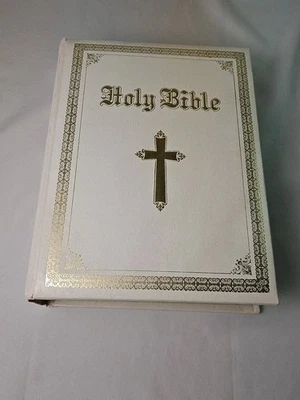 Holy Bible New American Family Edition 1988 Leather Catholic Red Letter Ed. - Image 1 of 4