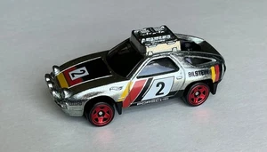 2025 Hot Wheels Silver Series ZAMAC - Porsche 928S Safari - Picture 1 of 4