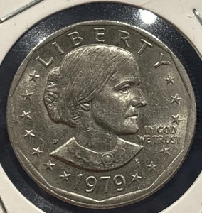 1979 P *primer año* Off Center ERROR Susan B Anthony Dollar - Imagen 1 de 6