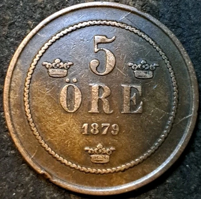 1879 SWEDEN 5 Ore ~ Die Break Obv Mint Error ~ Very Low Mintage ~ Key Date - Image 1 of 3