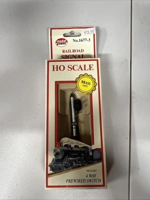 Model Power HO scale Railroad Signal #1677-3 - Image 1 of 2