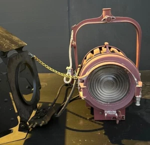 Vintage Mole Richardson Type 407 Baby Solar Spot with Barndoors - need tested - Picture 1 of 5