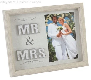 Cornice portafoto matrimonio in legno 4 x 6 Mr & Mrs regalo sposa sposo marito moglie matrimonio - Foto 1 di 1