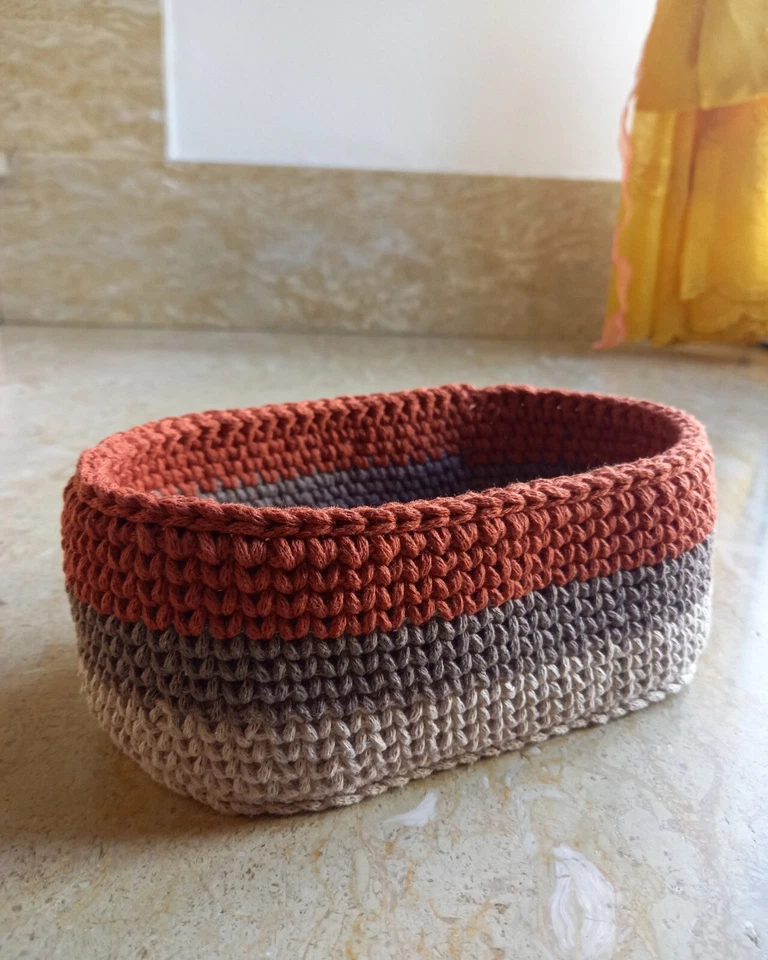 cestino uncinetto in cotone. Realizzato in 3 colori.  - Immagine 1 di 1