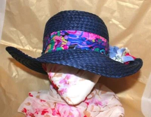 SHARP WOMEN'S SUMMER WIDE BRIM NAVY HAT w/ABSTRACT BAND & 3 HUGE FLOWERS - BNWOT - Picture 1 of 1
