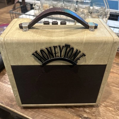 Amplificador estéreo Danelectro Honeytone HT-30 10 vatios beige LEER Foto 1 de 4