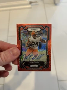 2023 Panini Prizm Nick Chubb Red Shimmer Auto /35 Authentic Autograph - Bild 1 von 3