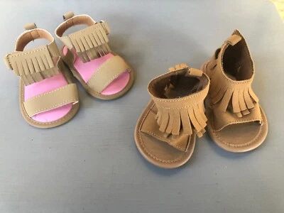 Zapatos de bebé - Dos pares de sandalias estilo mocasín - Azul marino antiguo y sin marca en talla 3 Foto 1 de 4