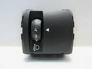 RENAULT KADJAR 2015-18 HEADLIGHT ADJUSTER SWITCHES 251902972R O4515 - Picture 1 of 9