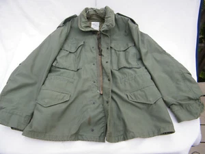 Cappotto/giacca vintage militare statunitense tempo freddo OG-107 con fodera e cappuccio taglia M - Foto 1 di 13