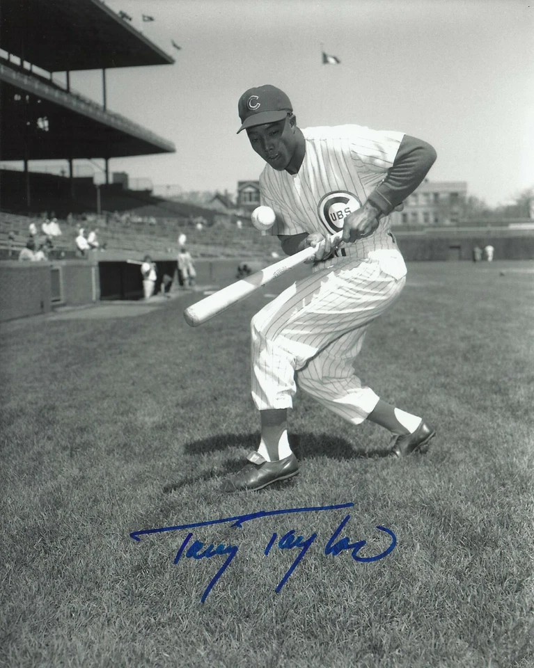Tony Taylor 1958-1960 Chicago Cubs Wrigley Signed Autographed 8x10 Photo COA - Image 1 of 1