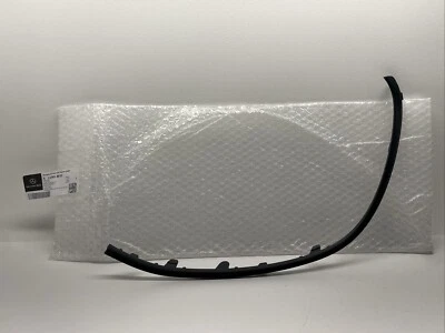 Nuevo OEM para Mercedes-Benz CLA45 AMG 2020-2023 parachoques moldura delantero derecho negro Foto 1 de 4