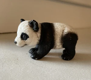 Schleich Panda Baby Panda Cub Retired Wild Life 14331 2003 - Picture 1 of 6