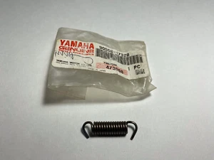 Spring Yamaha TT500 YZ250 XT250 DT175 XT125 MX250 MX360 DT2 # 90506-17328 - Picture 1 of 1