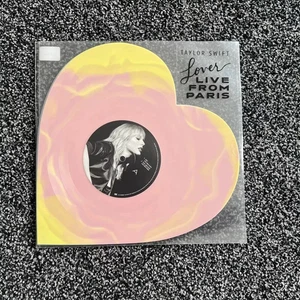 TAYLOR SWIFT Lover Live From Paris Heart Shaped Limited Edition Vinyl - IN HAND - Picture 1 of 5