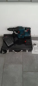 BOSCH Akku-Bohrhammer GBH 18V-28 CF 2x 18V/4,0Ah ProCore + Ladest. Teils gebr. ! - Bild 1 von 24