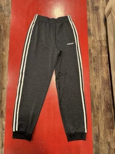 Adidas Jogging Pants Youth Large 14/16 Tapered Track Style 3 Stripes Black - Picture 1 of 6