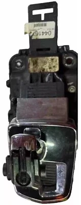 2006 2007 CADILLAC CTS OEM AUTO TRANSMISSION SHIFTER ASSEMBLY 15889444 - Image 1 of 4