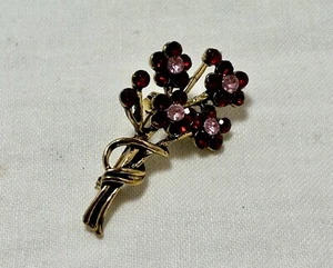 Hermoso Broche Vintage Hermoso Rojo y Rosa Estrás Floral Ramo Tono Dorado - Imagen 1 de 4