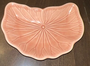 Metlox Poppytrail Lotus Peach Apricot  Crescent Salad Plate 7 7/8” - Picture 1 of 6