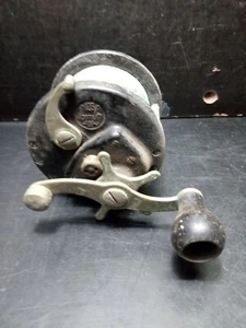 Vintage Ocean City Salt Water Fishing Reel No. 125 - Picture 1 of 21