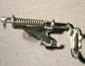 Low Shank Free Motion Quilting Foot That Fit Pfaff Sewing Machines Many Models - Picture 1 of 4