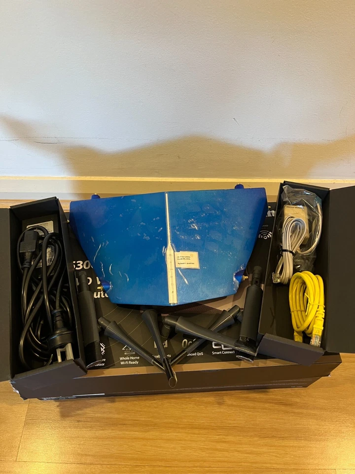 D-Link DSL-4320L Taipan AC3200 Ultra Tri-Band Wifi Modem Router PreOwned - image 1 of 1