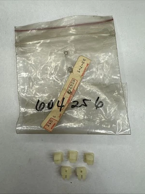 NUEVO OEM Lawn Boy 604256 Clip de tuerca — PAQUETE DE 5 Foto 1 de 3