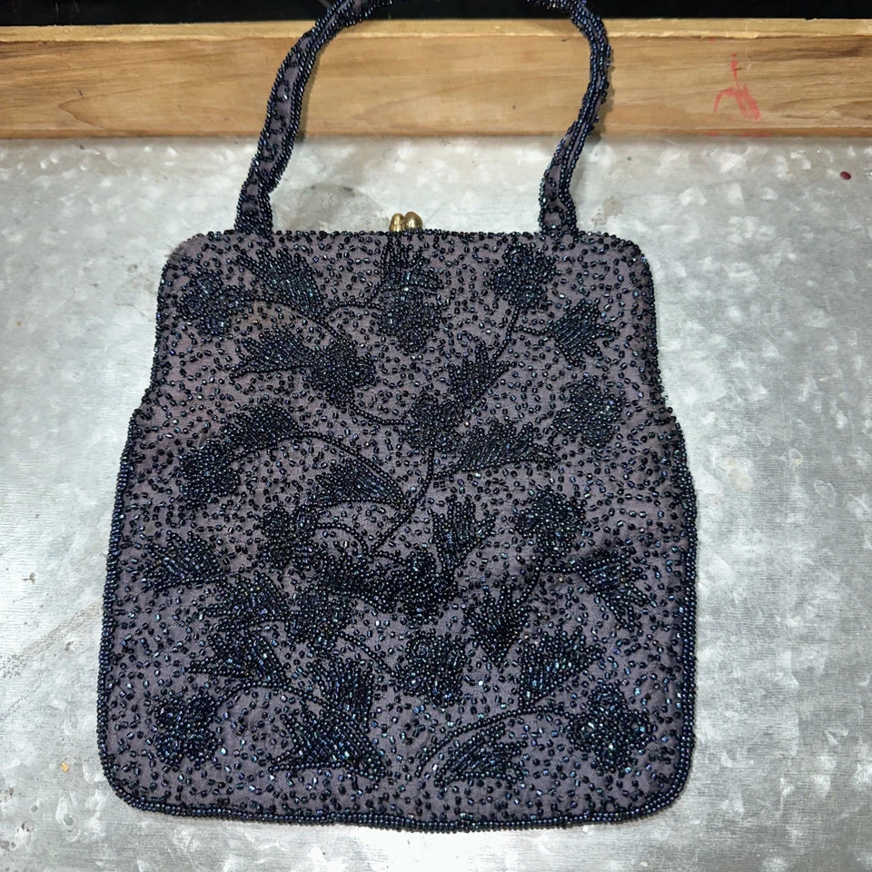 BOLSO DE NOCHE MARCA MAGID azul marino con cuentas cierre cruzado a presión nuevo con imp Foto 1 de 4