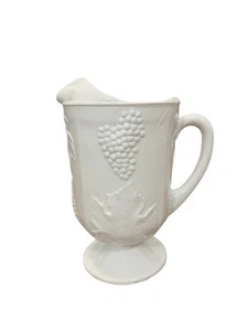 Set of 13 VTG INDIANA WHITE MILK GLASS HARVEST GRAPE Plates, Tea Cups & Pitcher - Picture 1 of 8