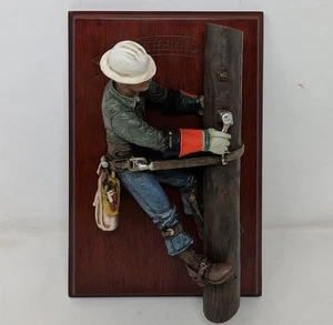 Garman Collection High Wood Walker Brotherhood Linemen Skulptur handbemalt - Bild 1 von 7