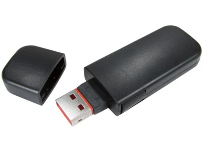 Blocco Porta Usb Con Chiave E 4 Serrature - Immagine 1 di 3