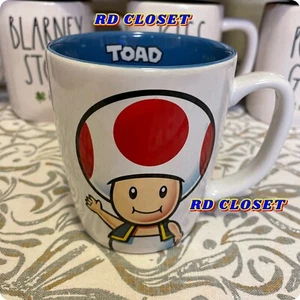 Taza de café Universal Studios Hollywood Super Nintendo World Toad. Nuevo - Imagen 1 de 8